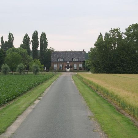 Bed & Breakfast De Kienstee Schoondijke Exterior foto